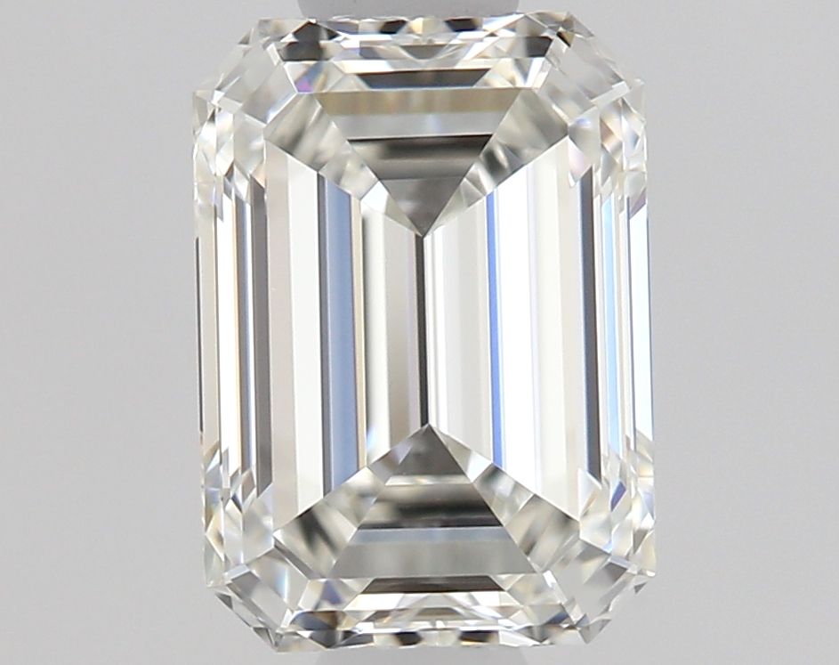 0.80 ct Emerald diamond