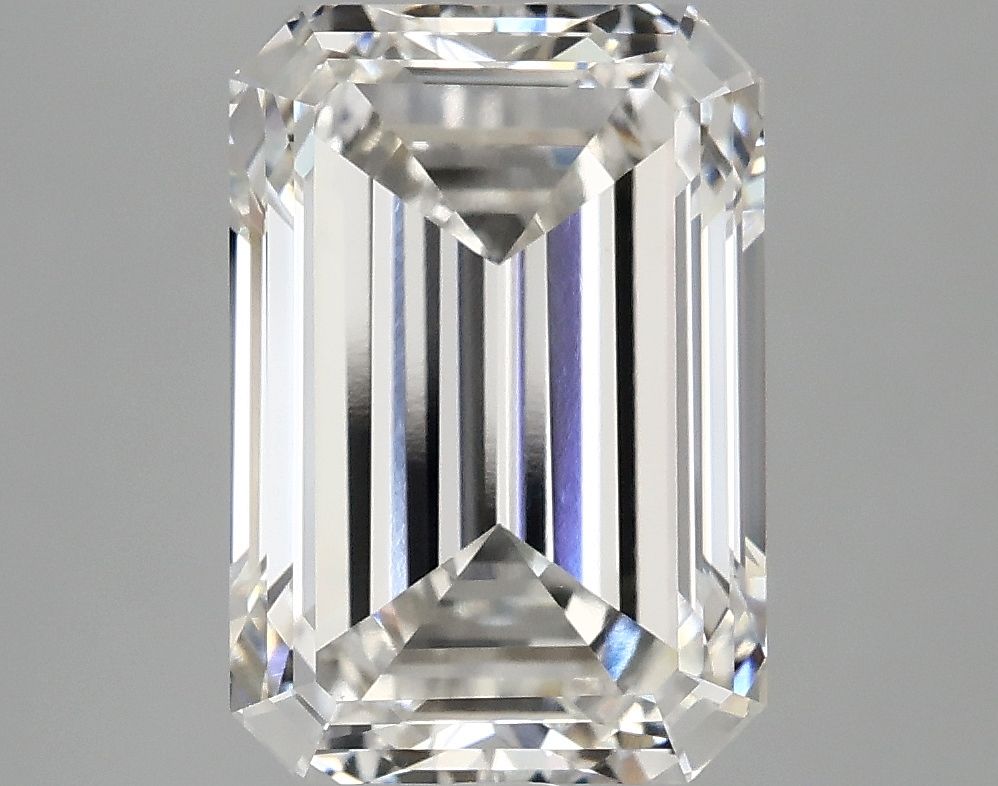 4.91 ct. emerald Lab Grown Diamond front image