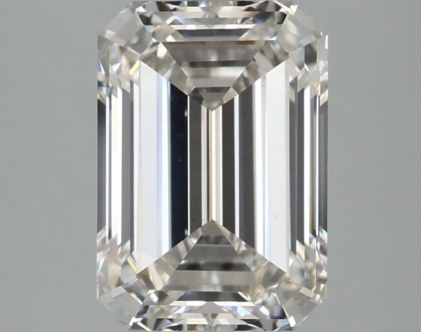 2.88 ct Emerald diamond