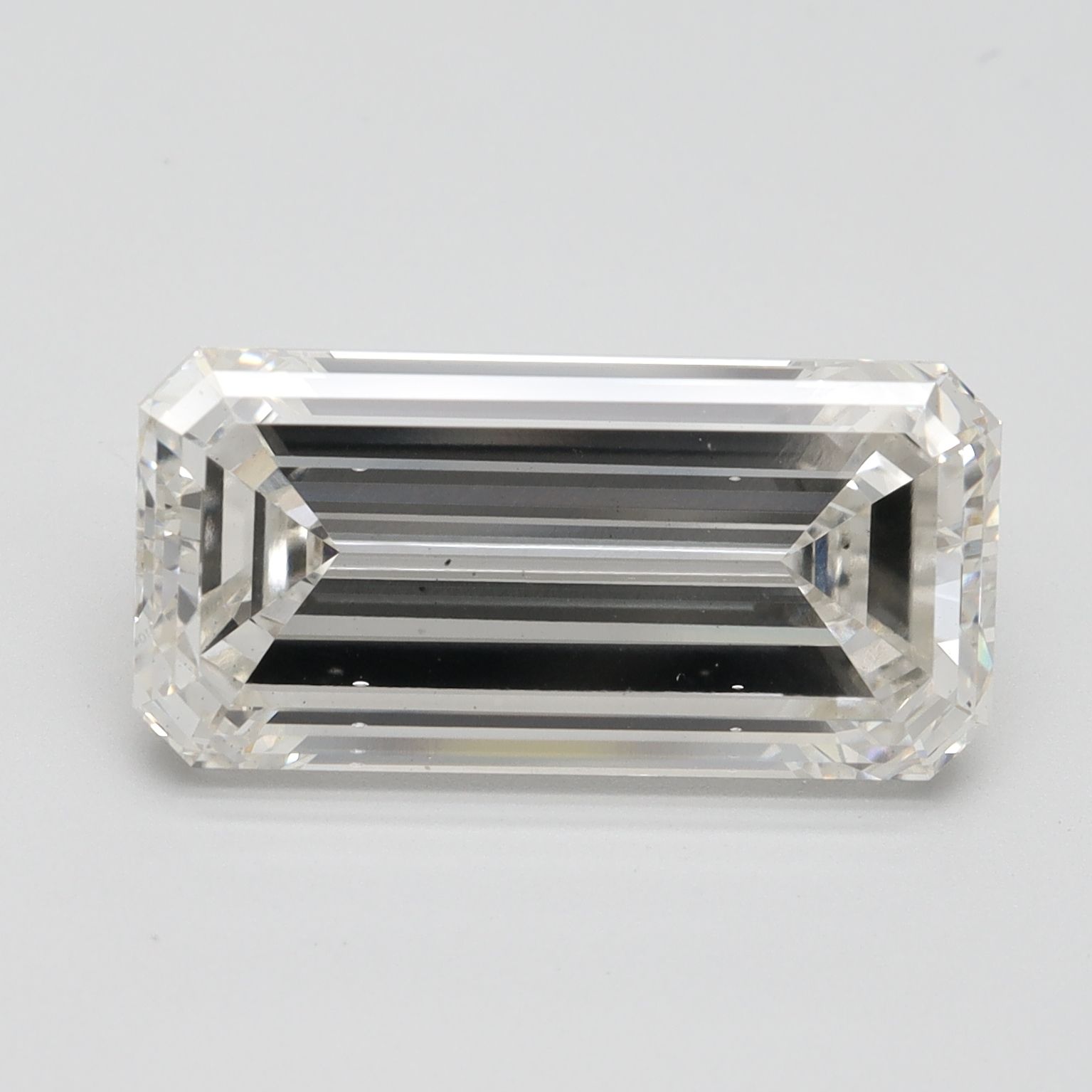 7.52 ct. emerald Lab Grown Diamond front image