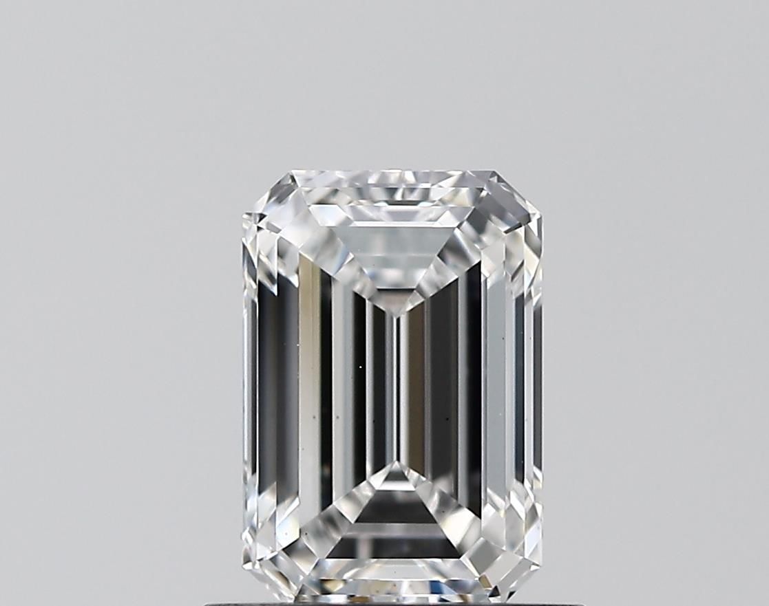0.92 ct. emerald Lab Grown Diamond front image