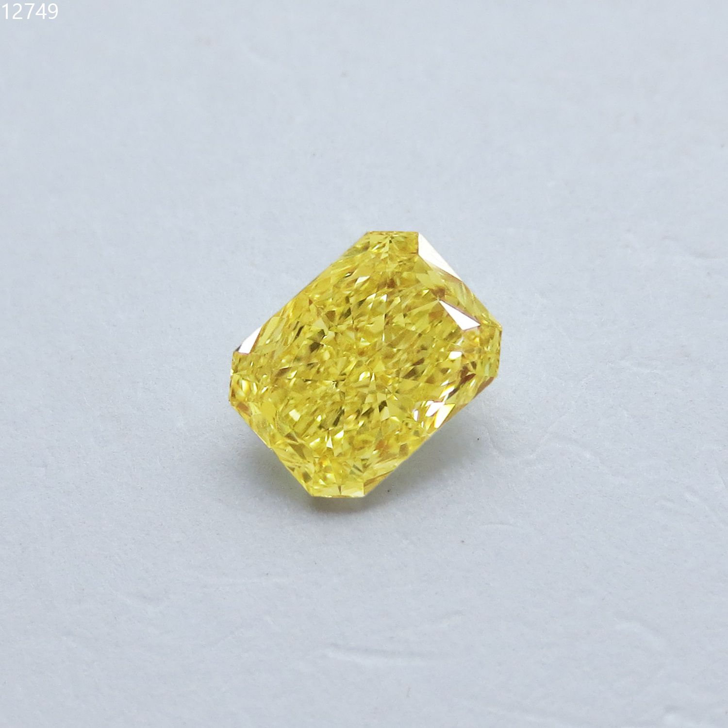 1.00 ct Radiant diamond