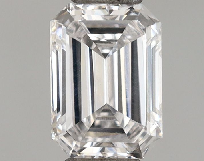 0.48 ct lab-grown Emerald Diamond