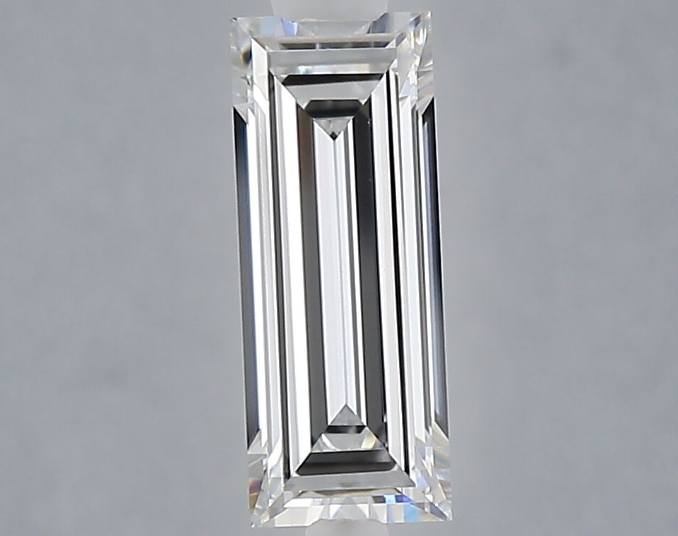 1.05 ct lab-grown Baguette Diamond