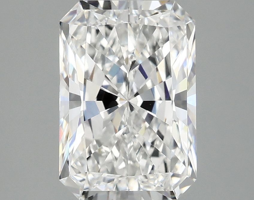 2.57 ct. radiant Lab Grown Diamond front image