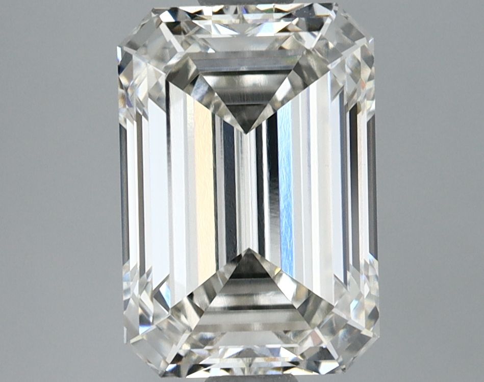 2.60 ct. emerald Lab Grown Diamond front image
