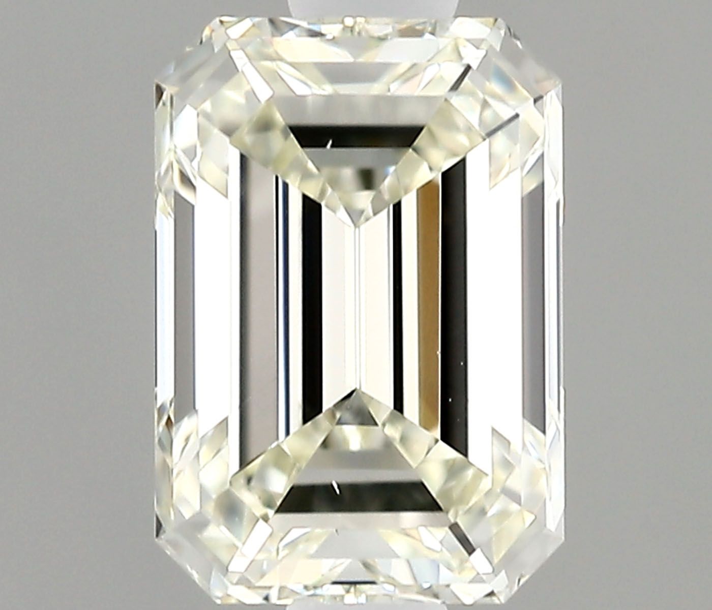 1.00 ct Emerald diamond