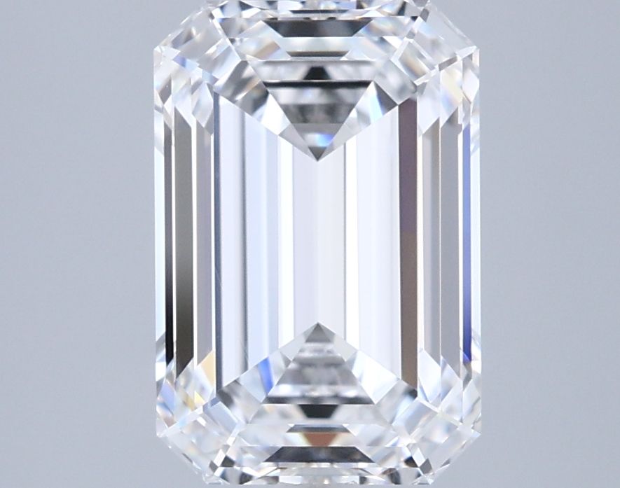 3.05 ct. emerald Lab Grown Diamond front image