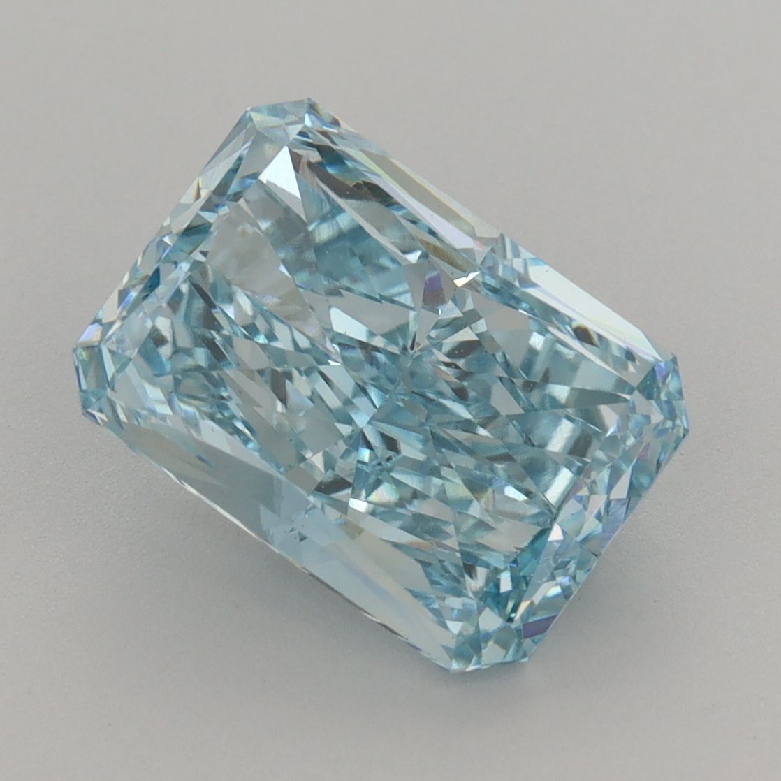 4.19 ct. radiant Lab Grown Diamond front image