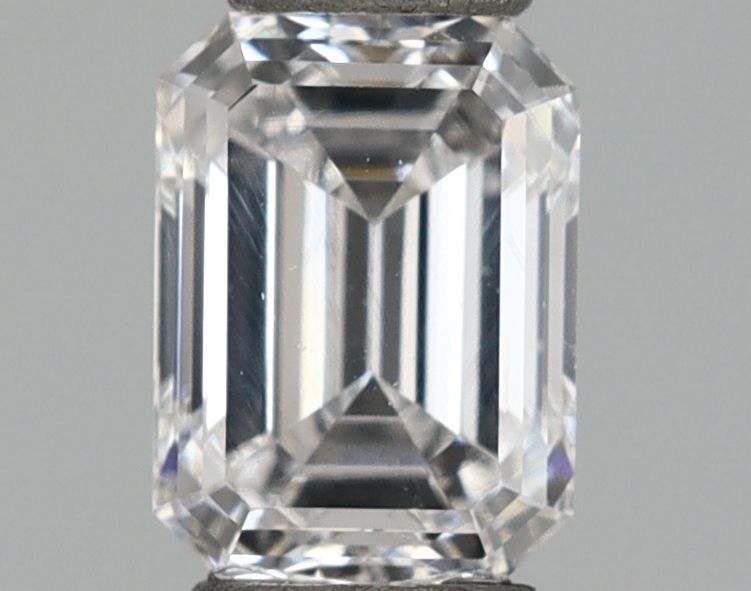 0.48 ct lab-grown Emerald Diamond