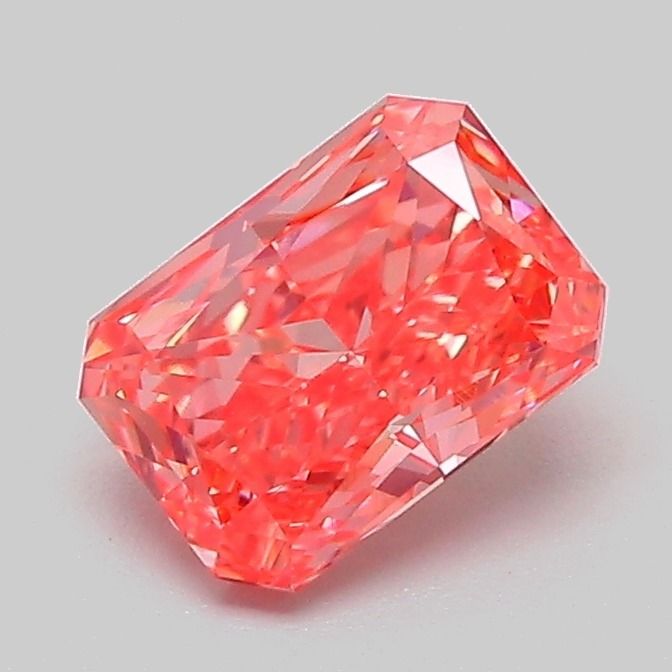 1.07 ct Radiant diamond