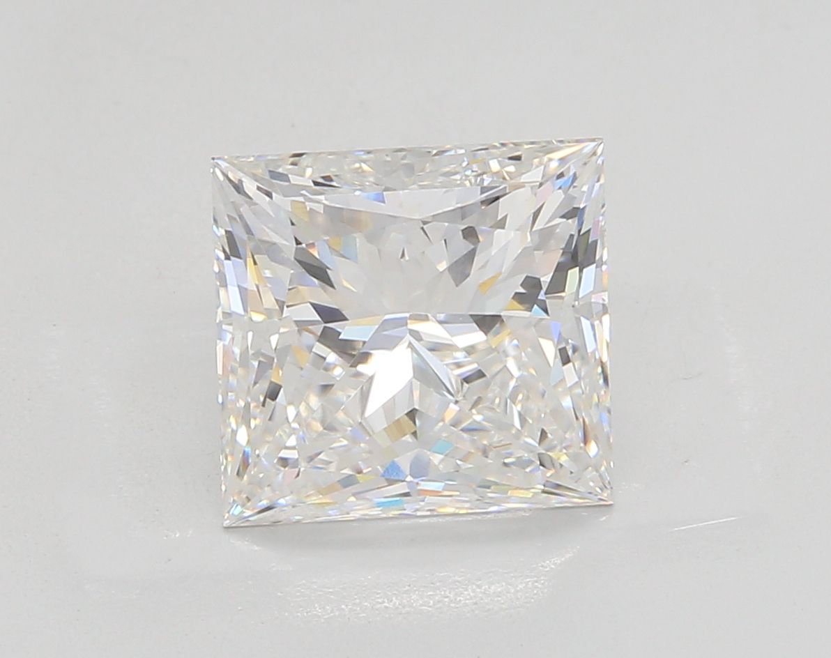 3.97 ct. princess Lab Grown Diamond front image