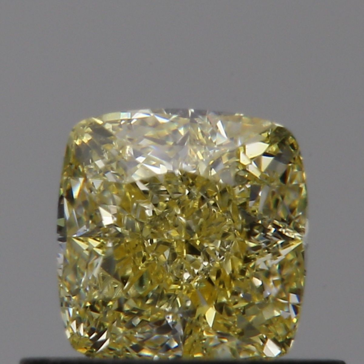 0.62 ct Cushion Brilliant diamond