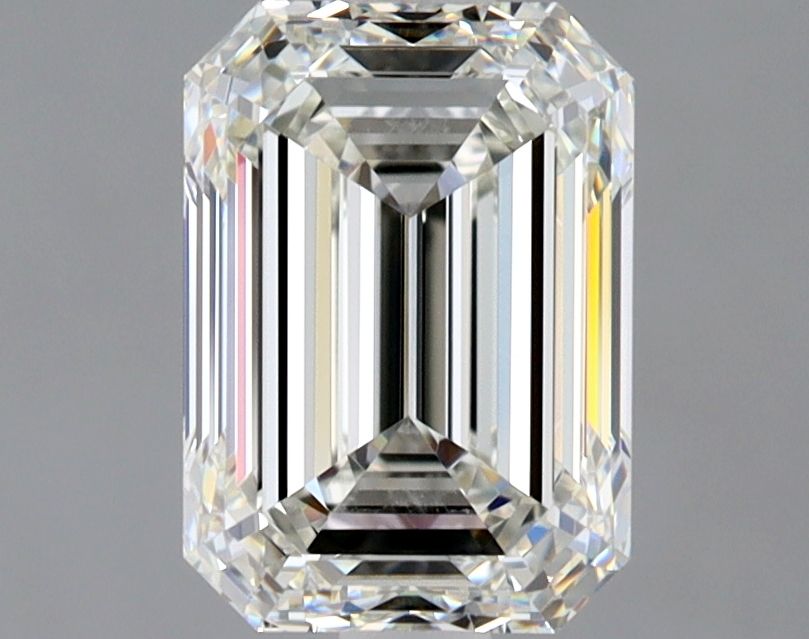 2.22 ct Emerald diamond