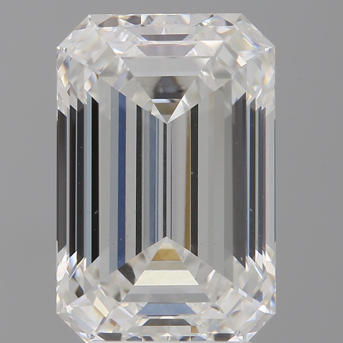 4.55 ct. emerald Lab Grown Diamond front image