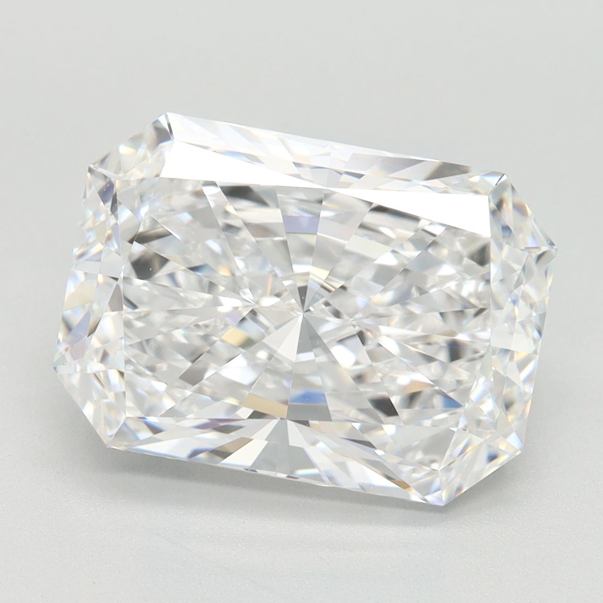 4.37 ct. radiant Lab Grown Diamond front image