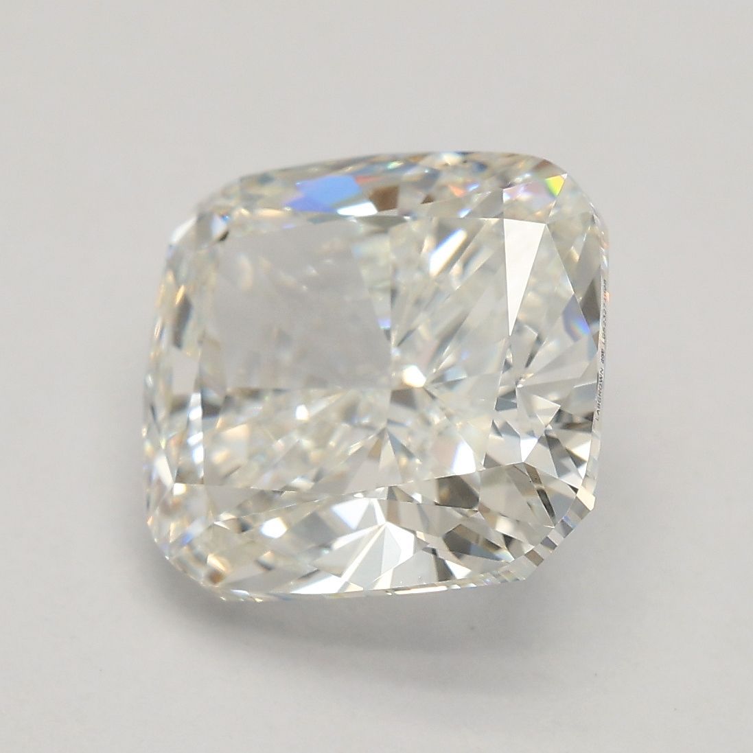 3.08 ct Cushion Brilliant diamond