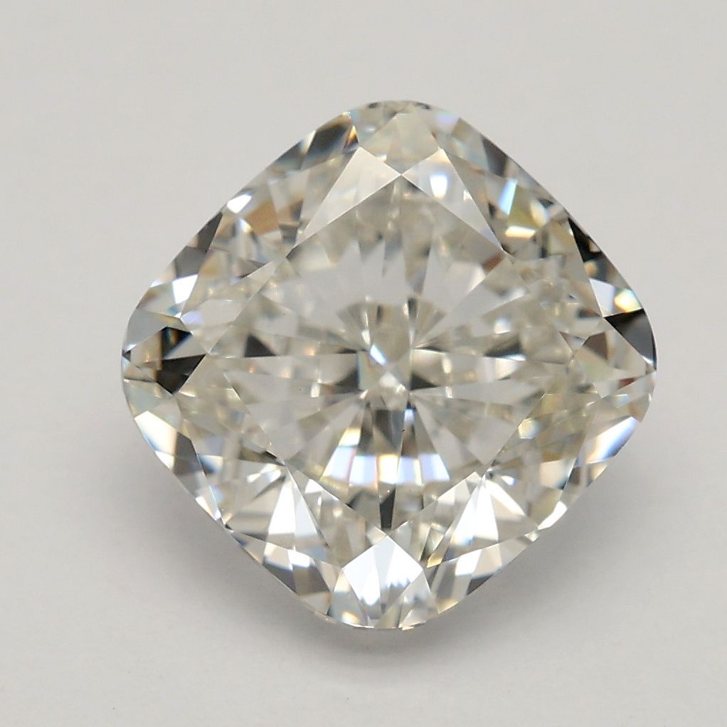 2.71 ct Cushion Brilliant diamond