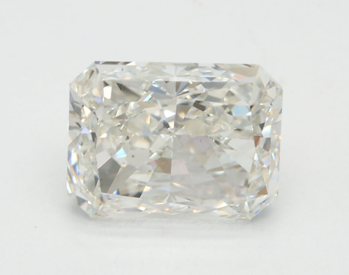 3.03 ct Radiant diamond
