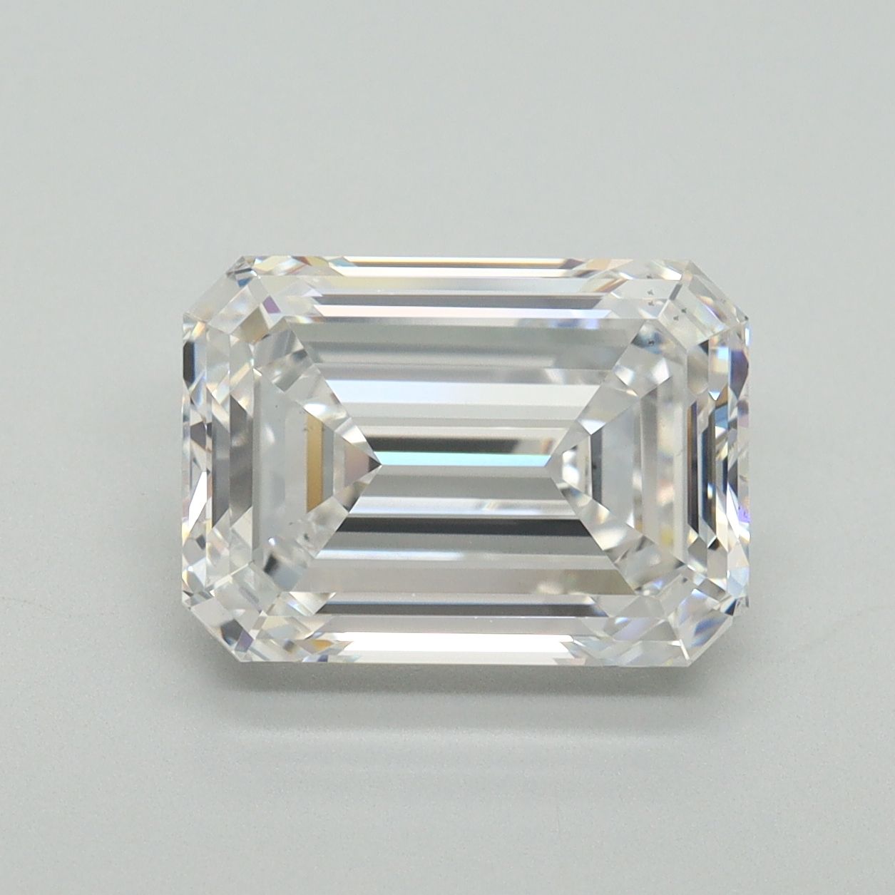 4.06 ct. emerald Lab Grown Diamond front image