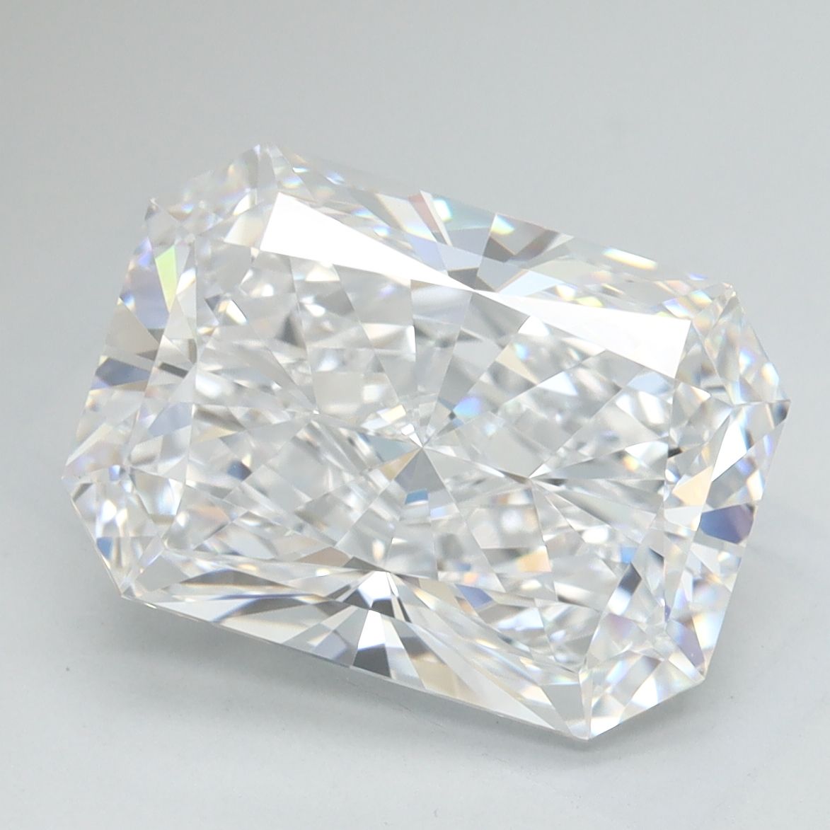 4.17 ct. radiant Lab Grown Diamond front image