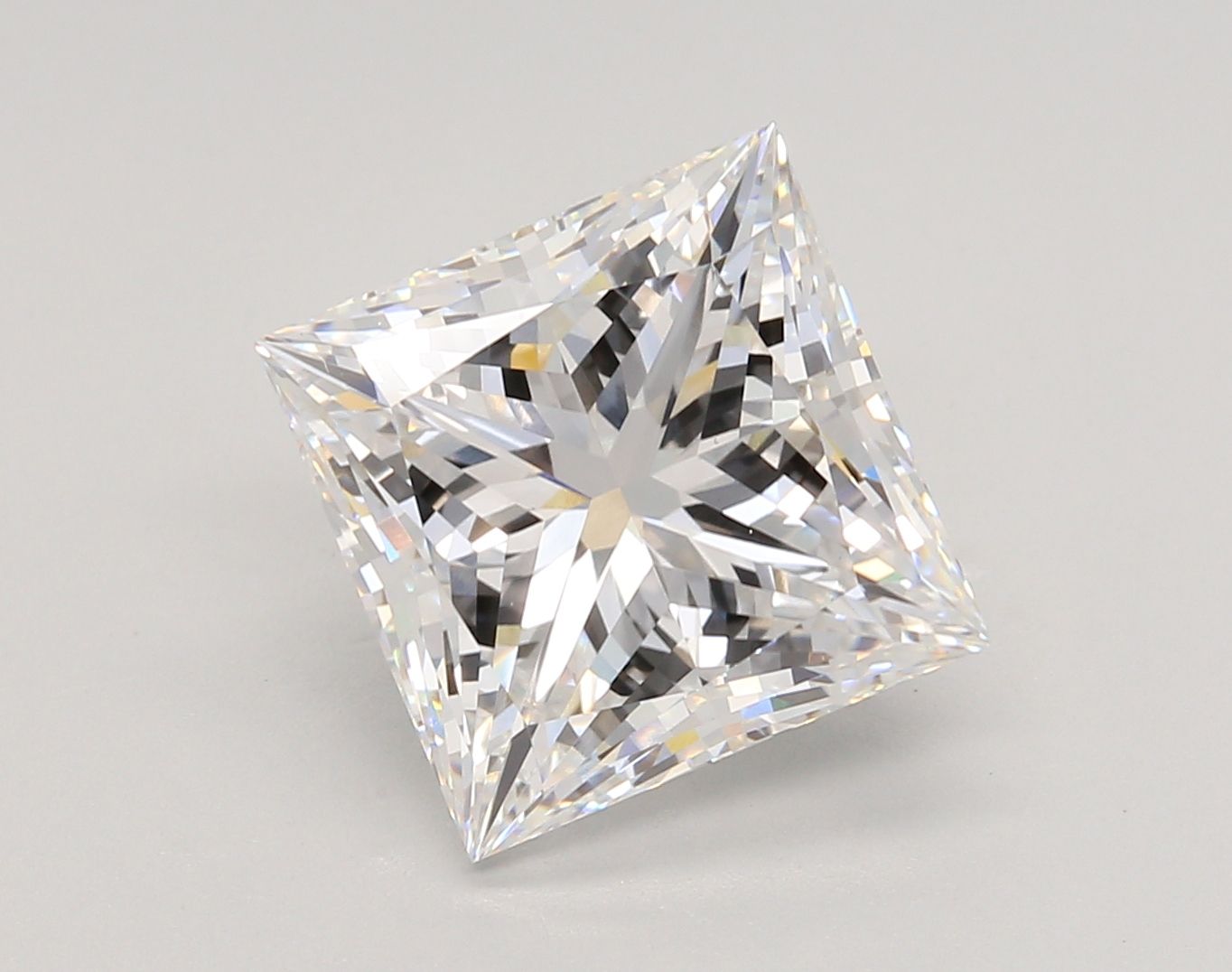 5.59 ct. princess Lab Grown Diamond front image