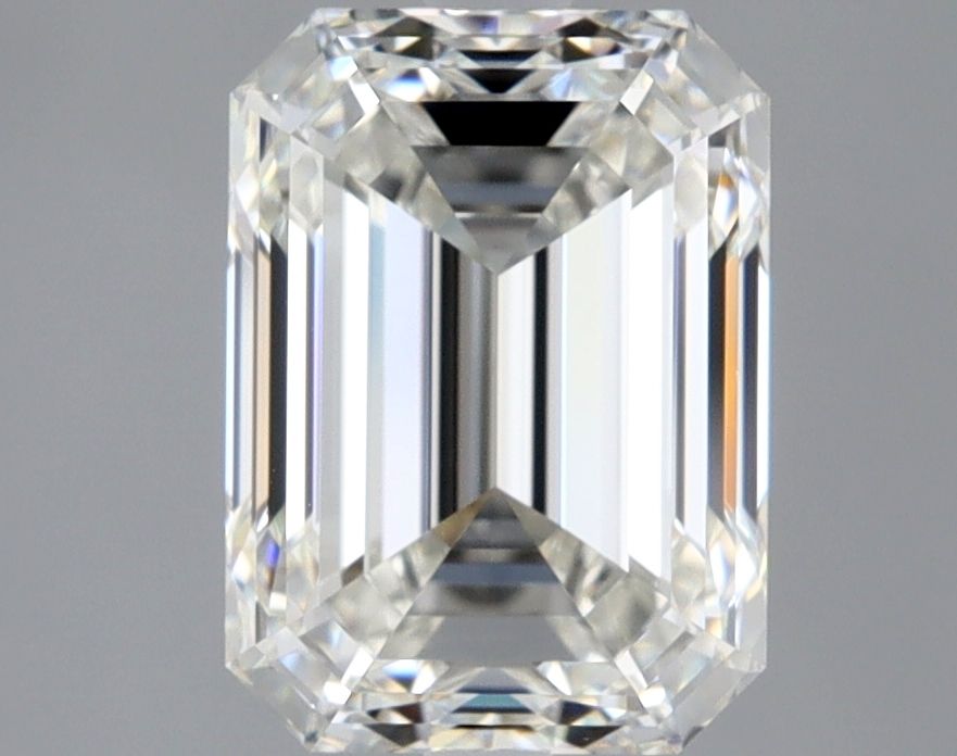 3.02 ct Emerald diamond