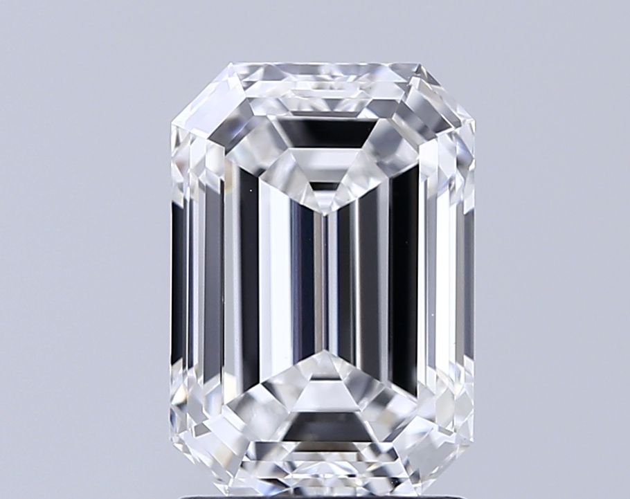 2.45 ct. emerald Lab Grown Diamond front image