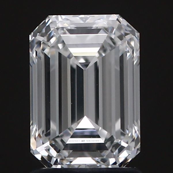 1.86 ct. emerald Lab Grown Diamond front image