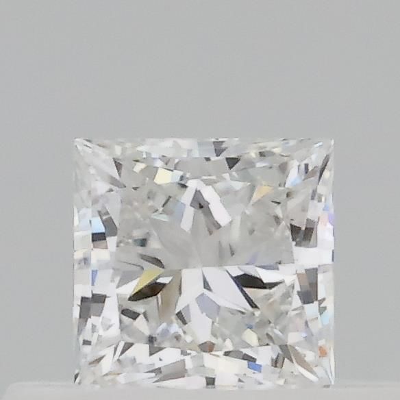0.29 ct lab-grown Princess Diamond