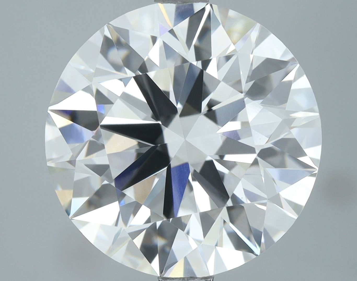 5.07 ct. round Lab Grown Diamond front image