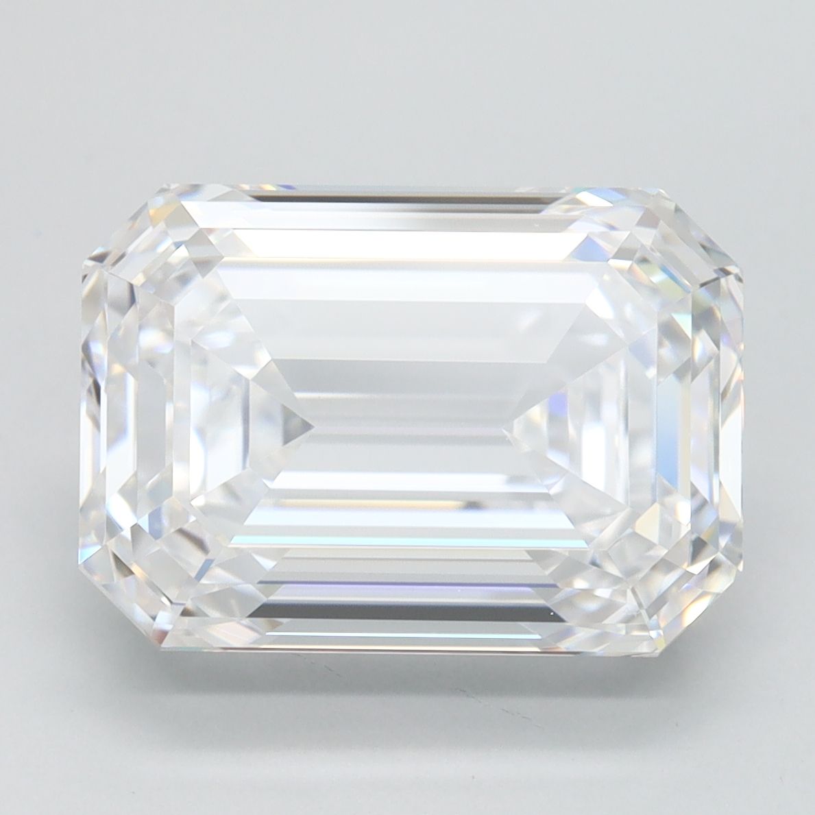5.22 ct. emerald Lab Grown Diamond front image