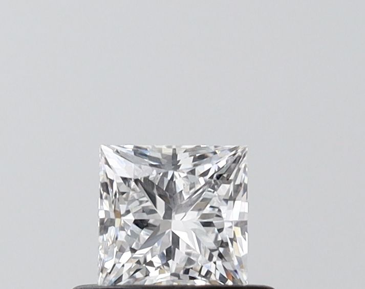 0.53 ct. princess Lab Grown Diamond front image