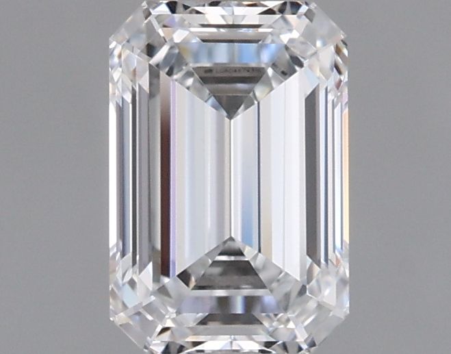 0.95 ct lab-grown Emerald Diamond