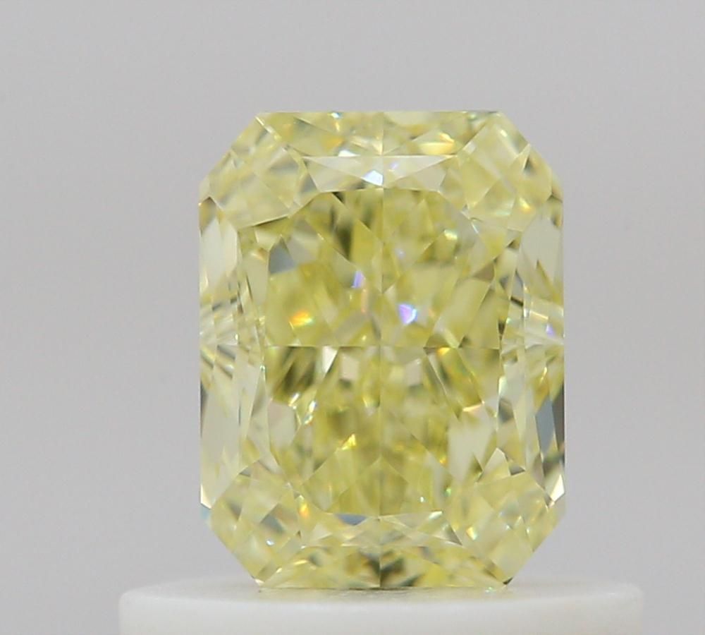 Diament 0.61 ct Fancy Light Yellow/IF