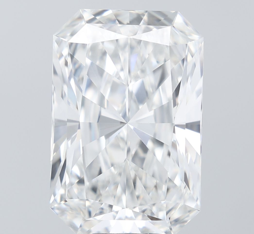 7.04 ct. radiant Lab Grown Diamond front image