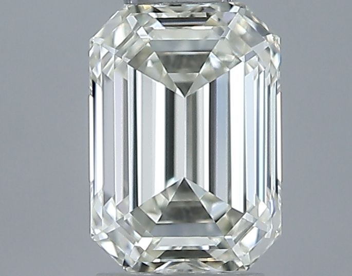 0.55 ct Emerald diamond