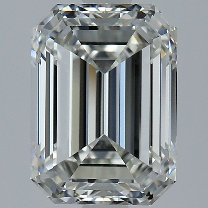 3.01 ct Emerald diamond