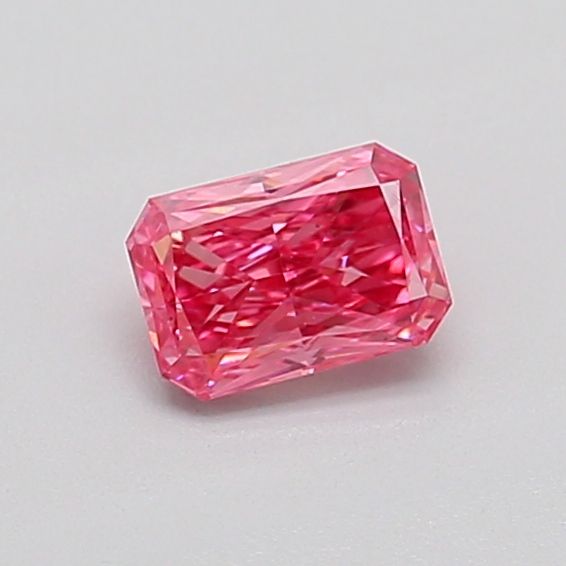 0.36 CT Fancy Vivid Pink RADIANT