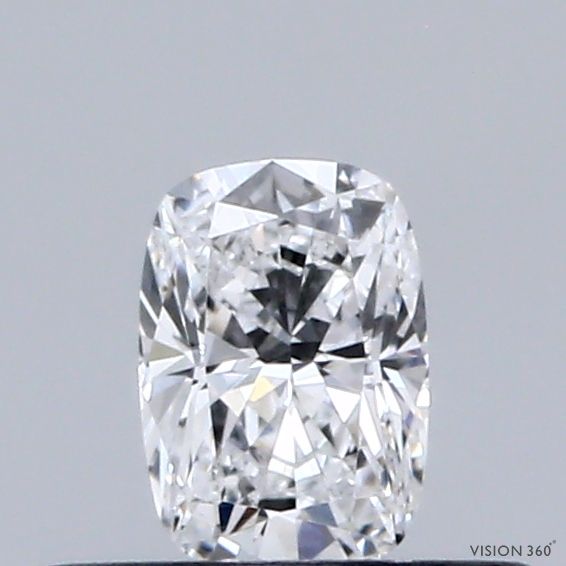 0.3 ct lab-grown Cushion modified Diamond