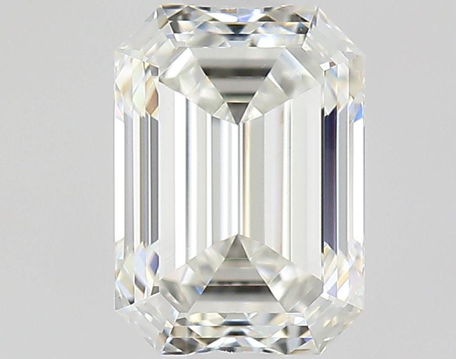 0.57 ct Emerald diamond