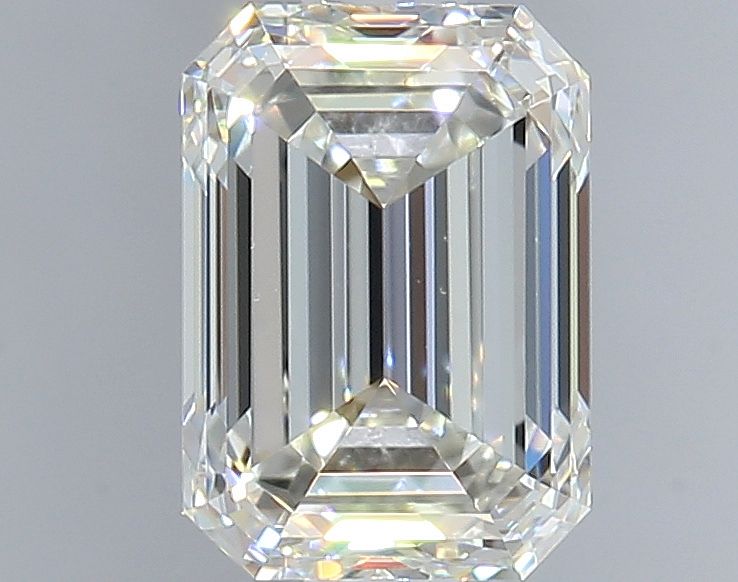 0.90 ct Emerald diamond
