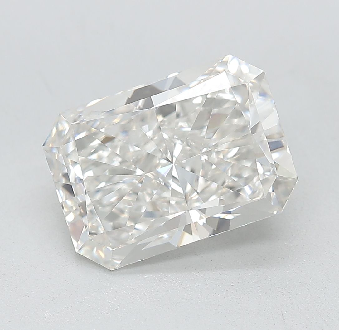 3.06 ct Radiant diamond