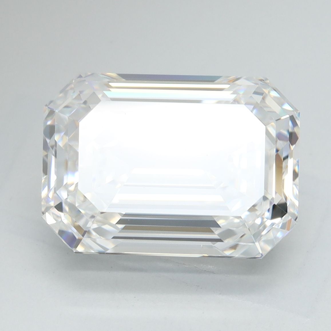 4.08 ct. emerald Lab Grown Diamond front image