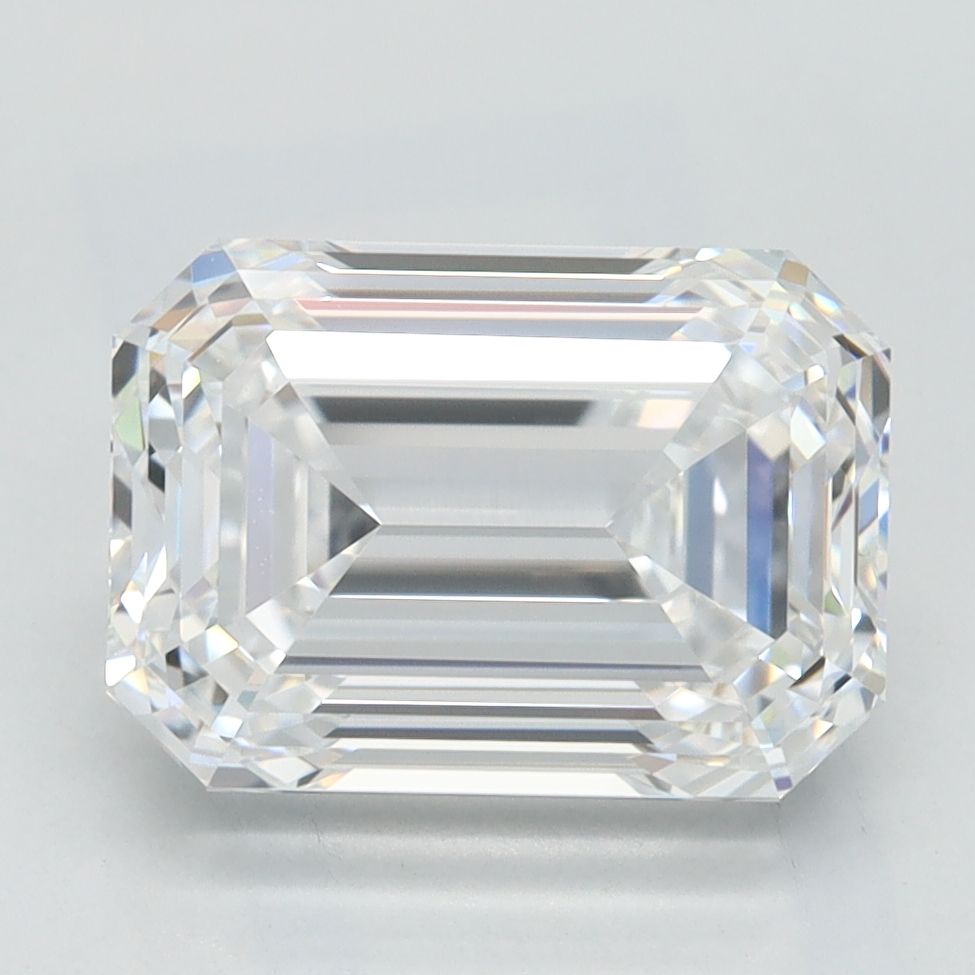 2.57 ct. emerald Lab Grown Diamond front image