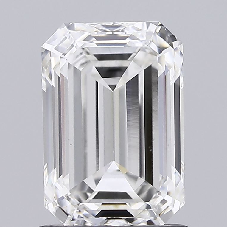1.67 ct. emerald Lab Grown Diamond front image