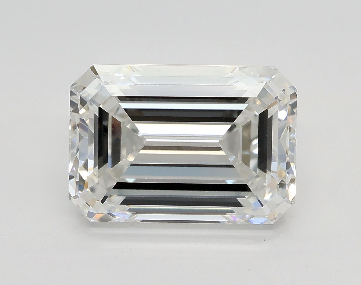 4.04 ct. emerald Lab Grown Diamond front image