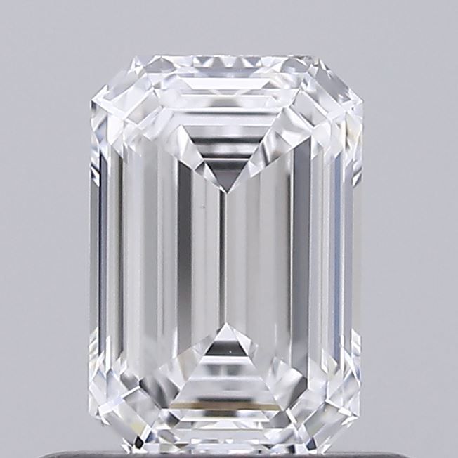 0.55 ct lab-grown Emerald Diamond