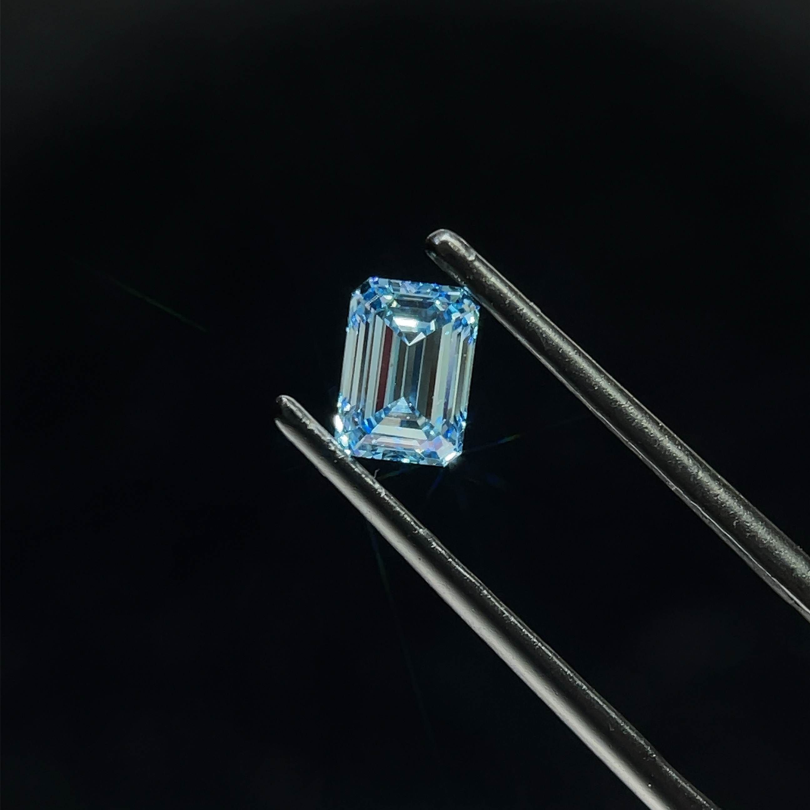 0.86 ct Emerald diamond