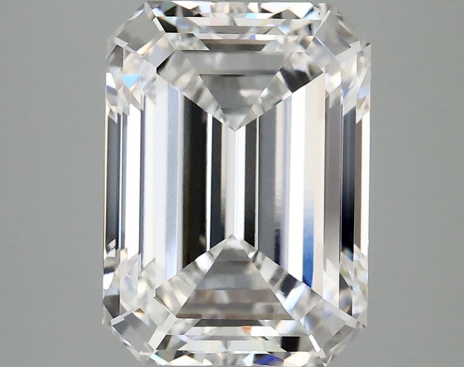 4.10 ct. emerald Lab Grown Diamond front image